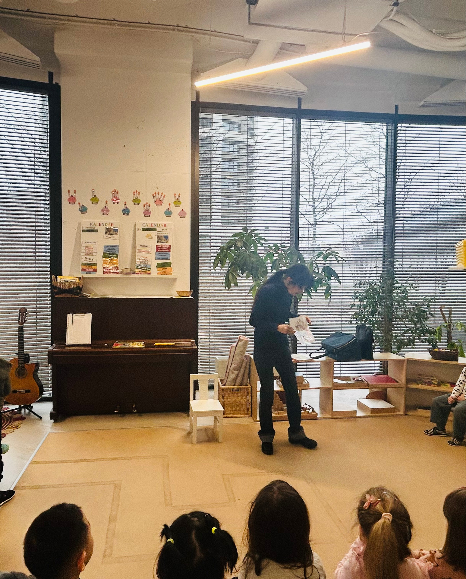 Knihou všetko začína. Chodíme so Saškou na besedy, čítačky, stretnutia do školy, škôlky, kdekoľvek, kde ste. Prídem aj k vám? Píšte do správy.